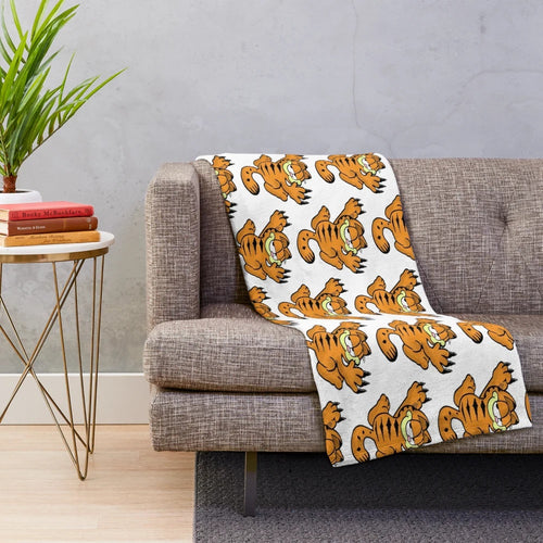 Cute Garfield Plush Blanket for Cozy Comfort