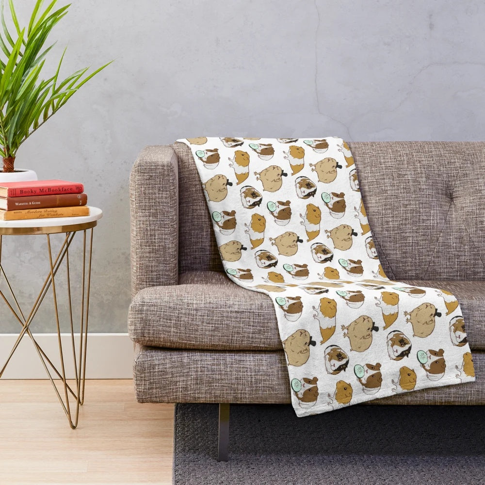 Soft and cuddly guinea pig patterned plush blanket