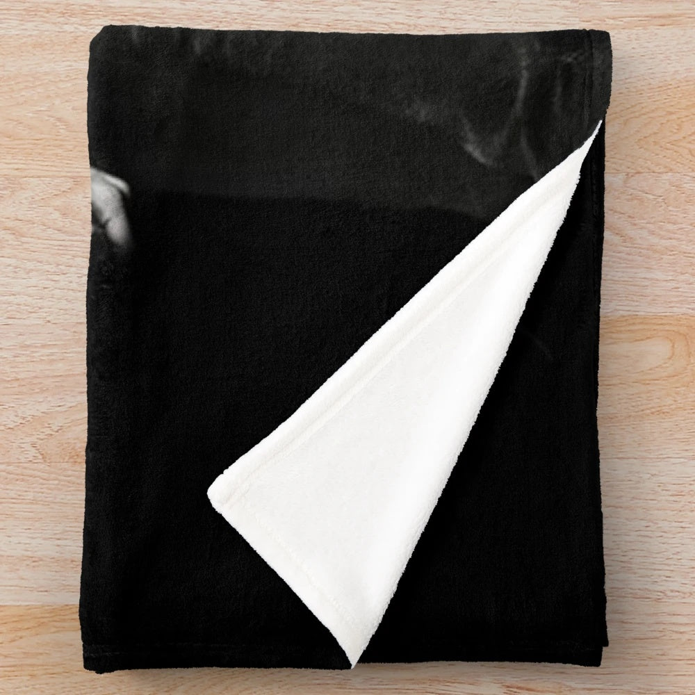 Bechloe-inspired plush blanket in black color