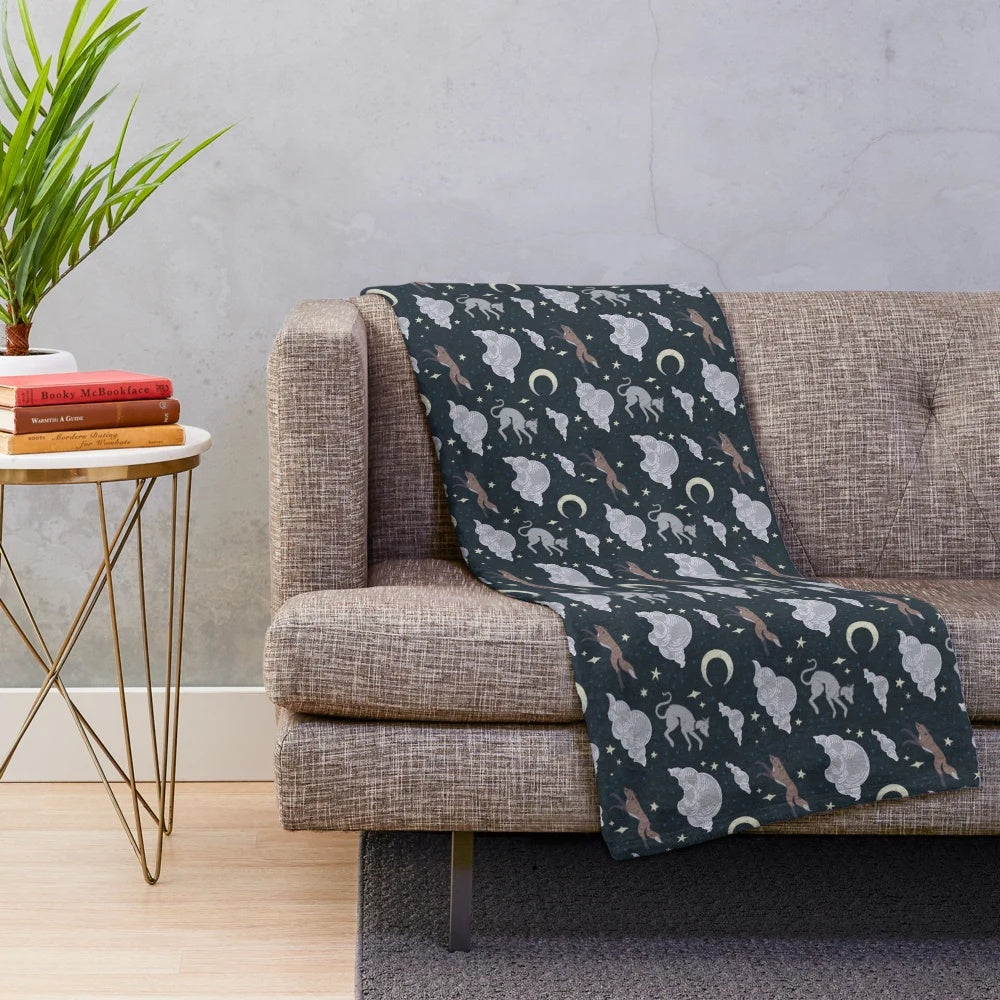 Plush blanket featuring a design inspired by the Greek myth of the Teumessian Fox and Laelaps