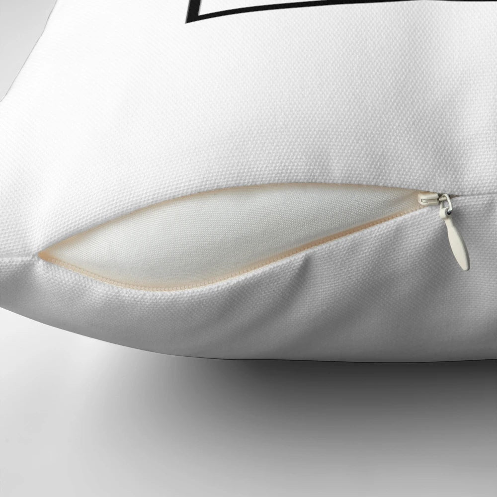 Chantal Parfume Pillow, a luxurious fragrance inspired by the city of Berlin
