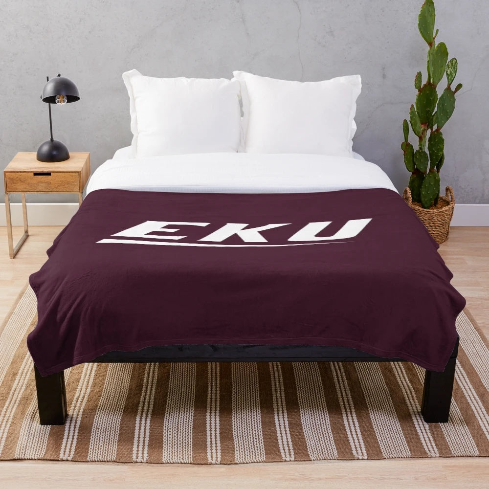 Eastern Kentucky Colonels plush blanket