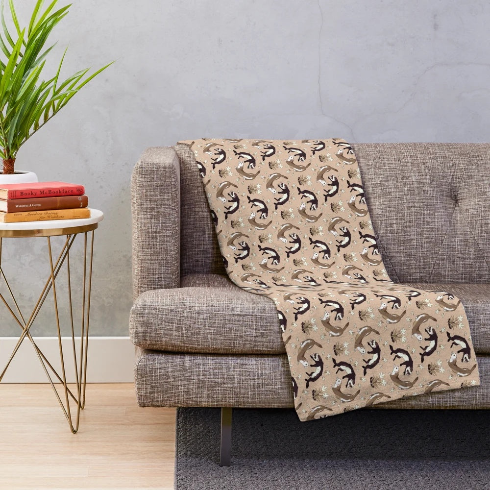 Ferrets and Flowers Plush Blanket with Soothing Nature-Inspired Design