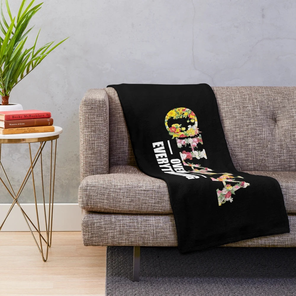 Soft and plush Hawaiian-themed blanket with Ohana design