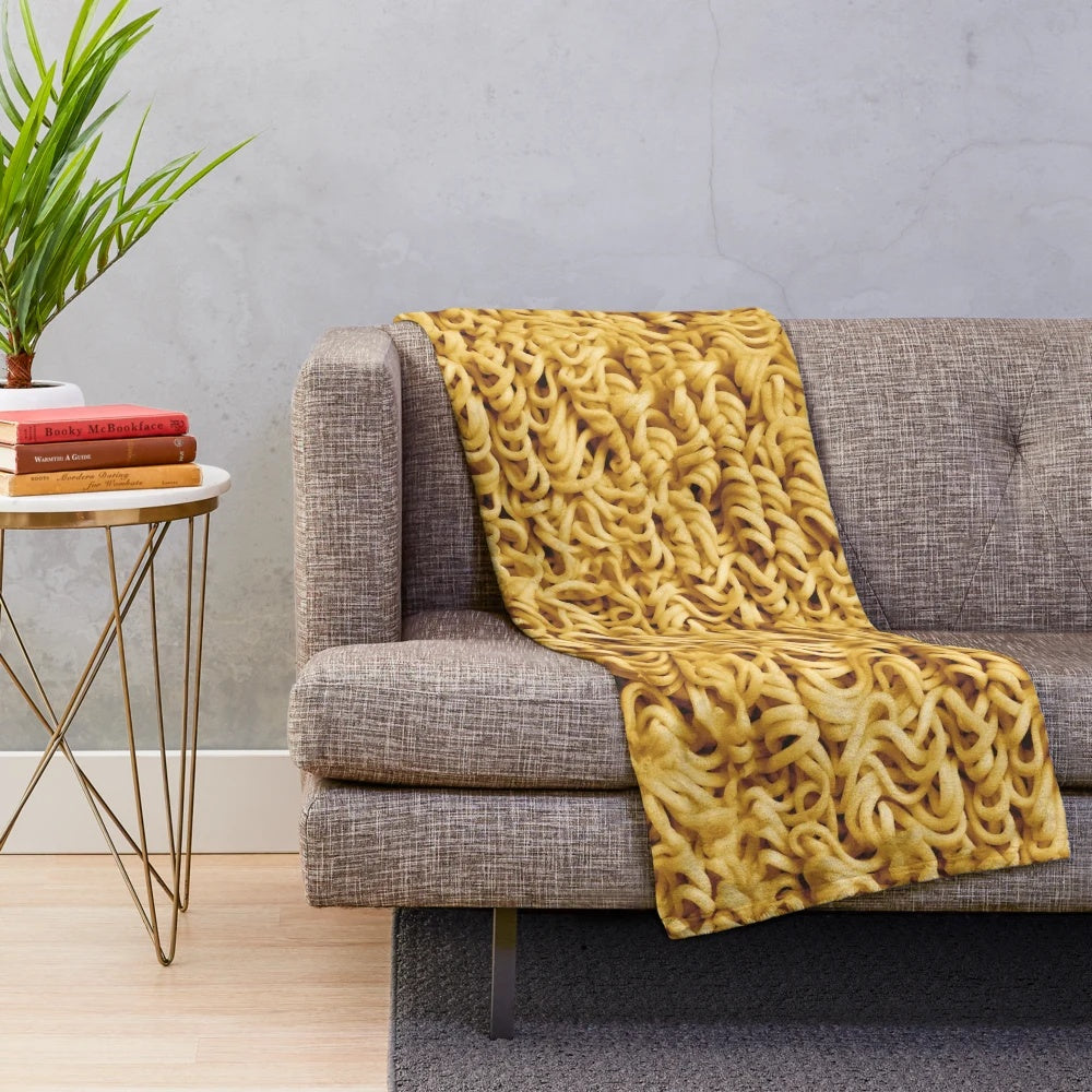 Ramen noodle pattern plush blanket