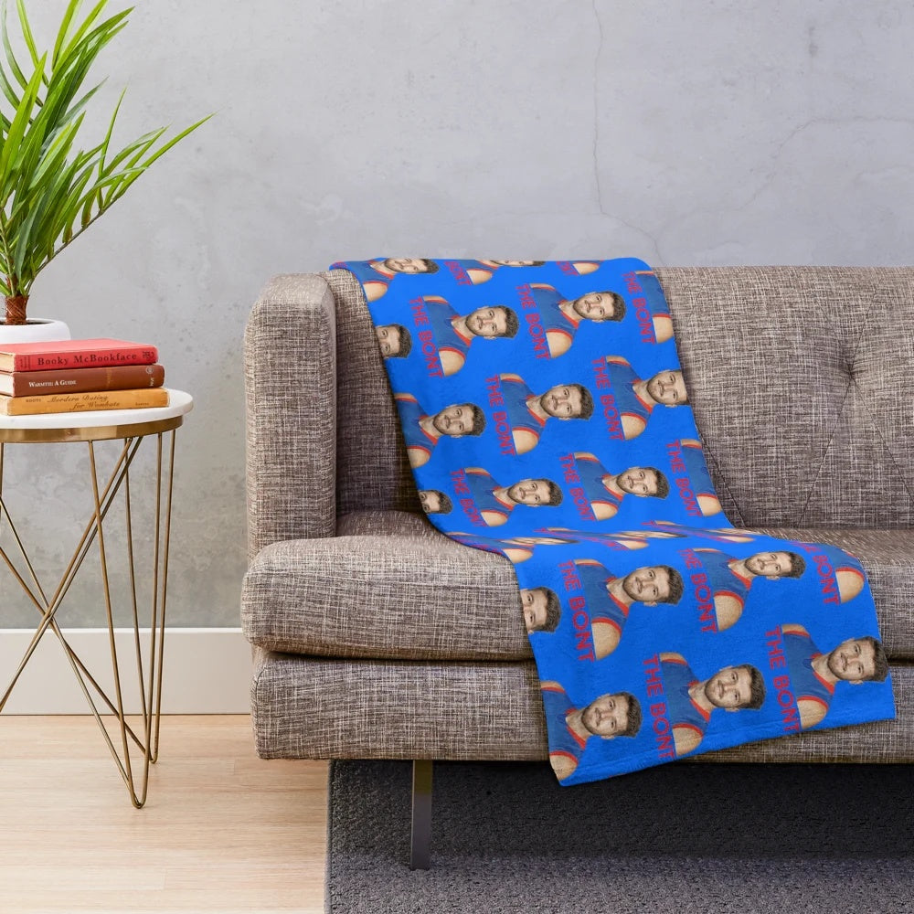 Western Bulldogs plush blanket featuring Marcus Bontempelli