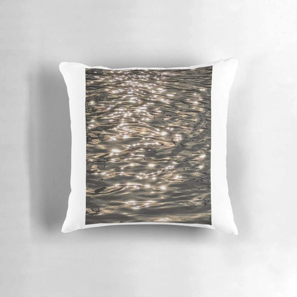 Glisten Pillow - A high-quality, soft, and comfortable pillow for a peaceful night's rest