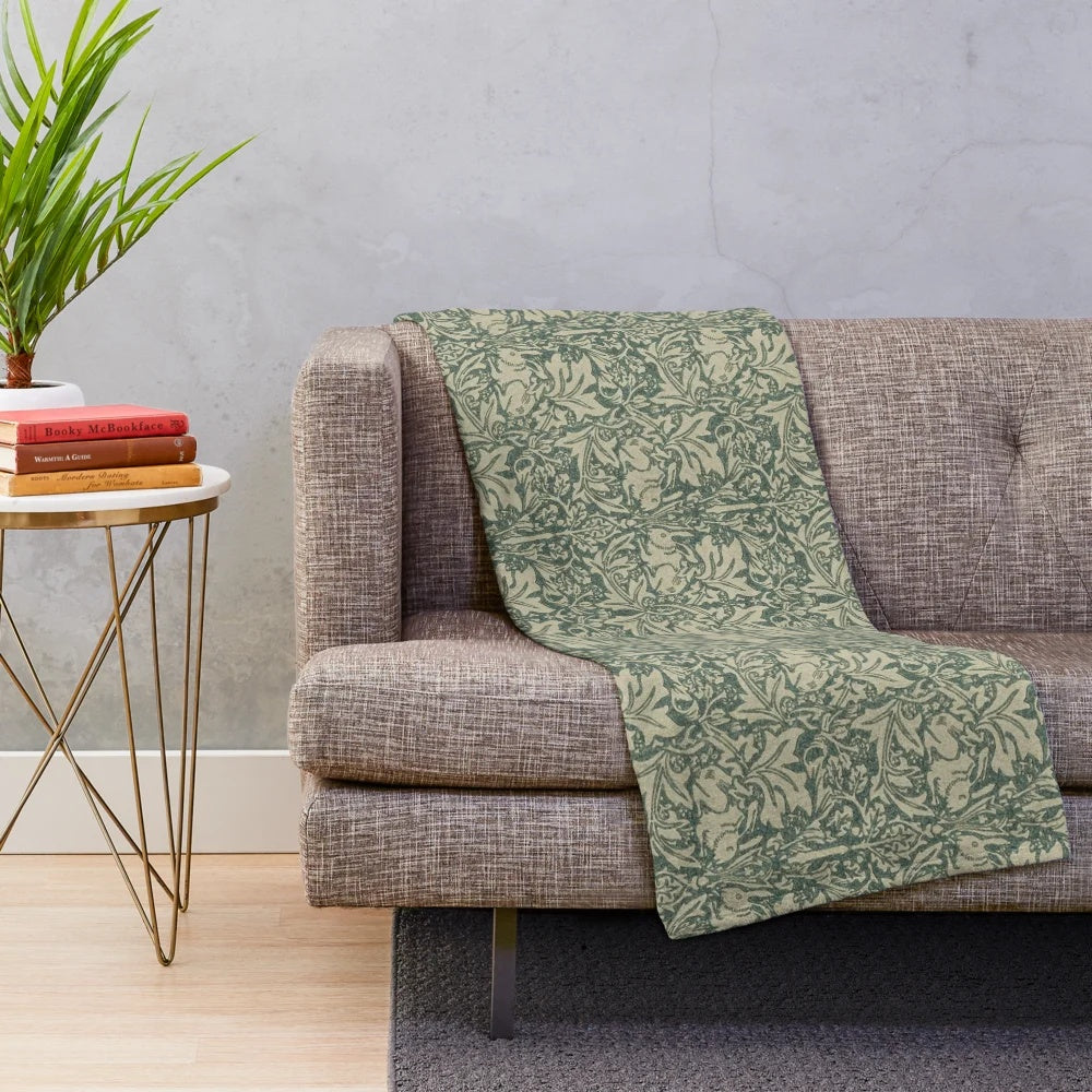 Plush blanket with William Morris' iconic Brer Rabbit pattern