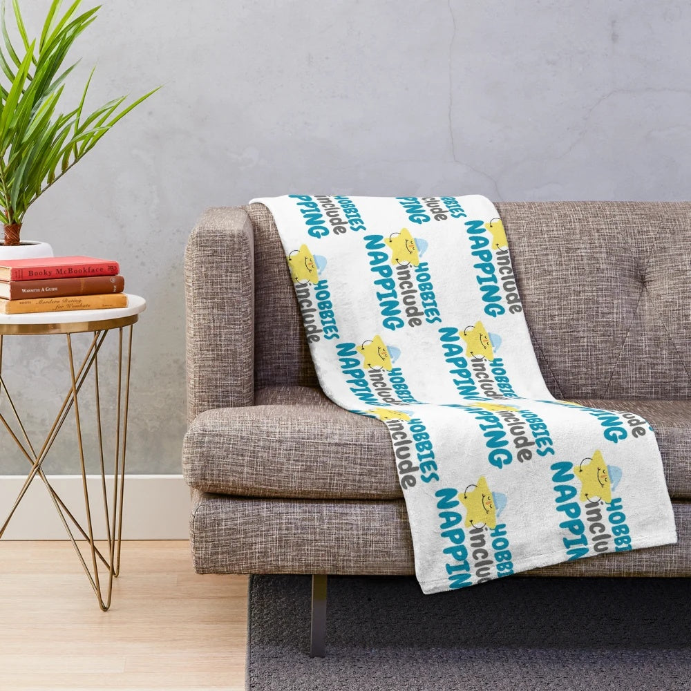 Cozy plush nap blanket with star design for napping and sleeping enthusiasts