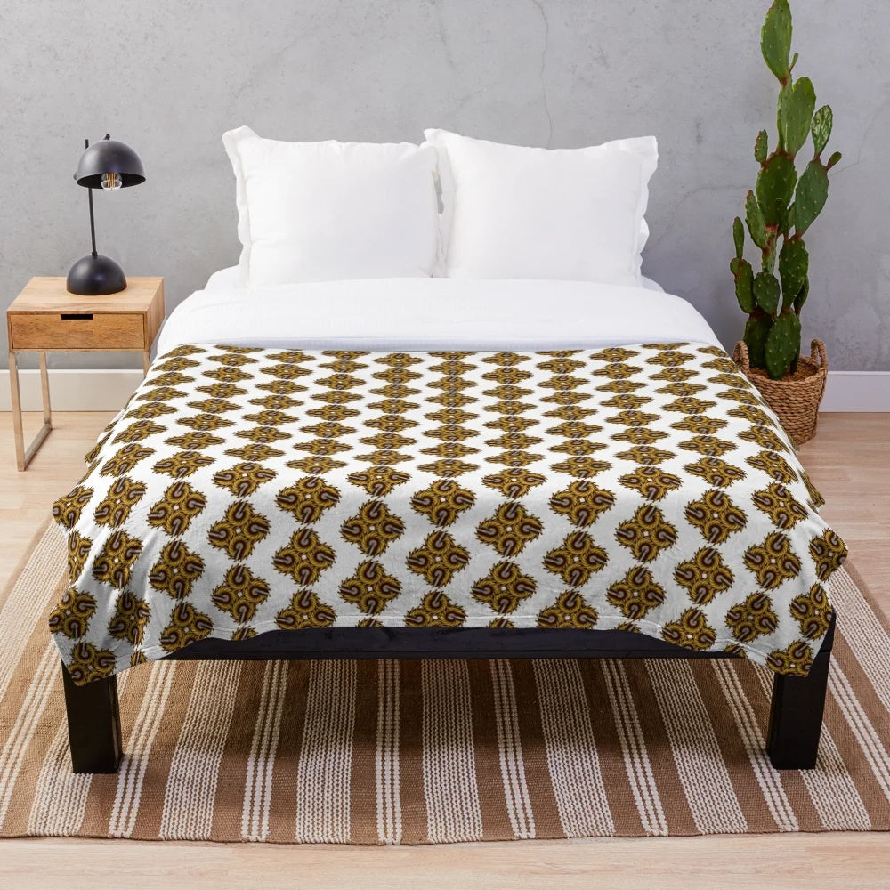 Fashionable and cozy geometric-patterned plush blanket
