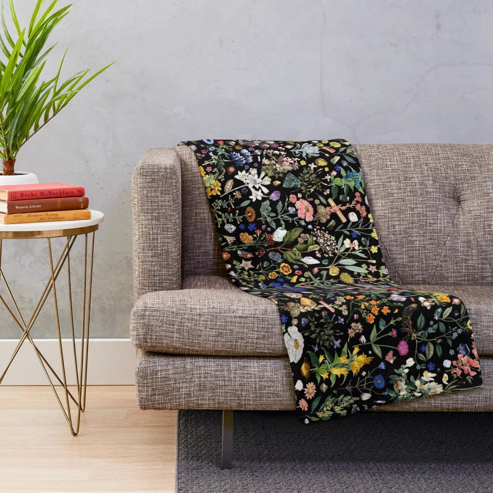 Colorful Floral Plush Blanket with Digital Plant and Nature Inspired Motifs