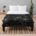 Spiderweb plush blanket with high-quality goth Halloween pattern