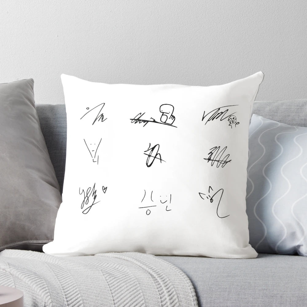 Stray Kids Autograph Set Pillow - Featuring Signatures of Bang Chan, Lee Know, Changbin, Hyunjin, Han, Felix, Seungmin, and I.N.