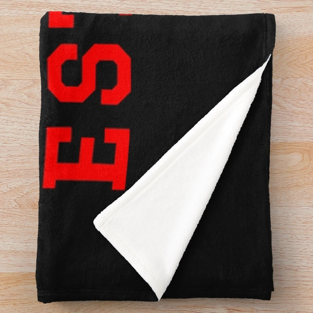 Vintage-inspired 1886 plush blanket