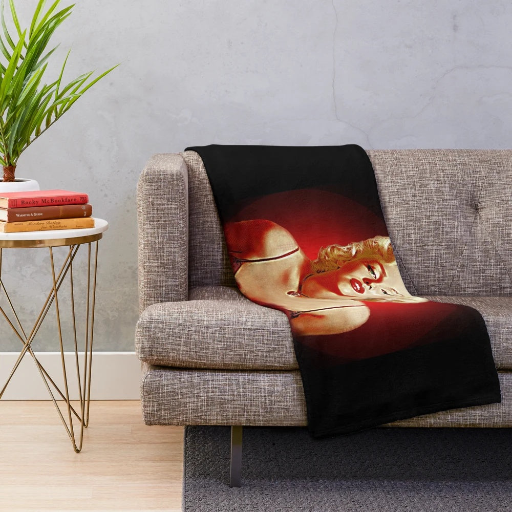 Vintage-inspired plush blanket featuring the iconic image of Marilyn Monroe