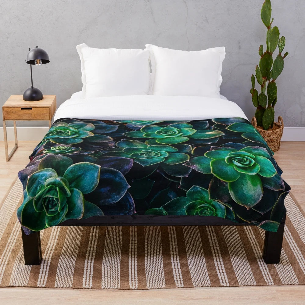 Watercolor succulent and tropical floral pattern plush blanket